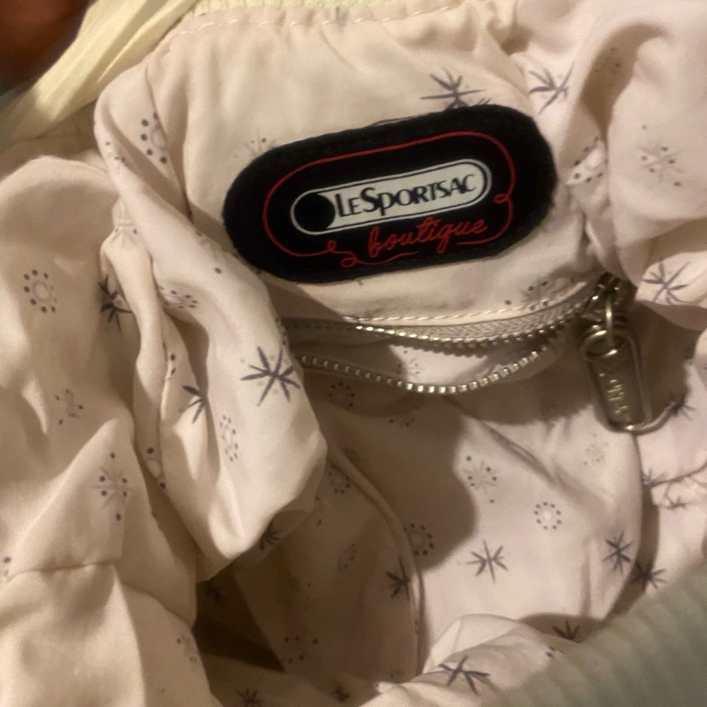 Lesportsac White Hobo Bag with Slouchy Design - Picture 5 of 6